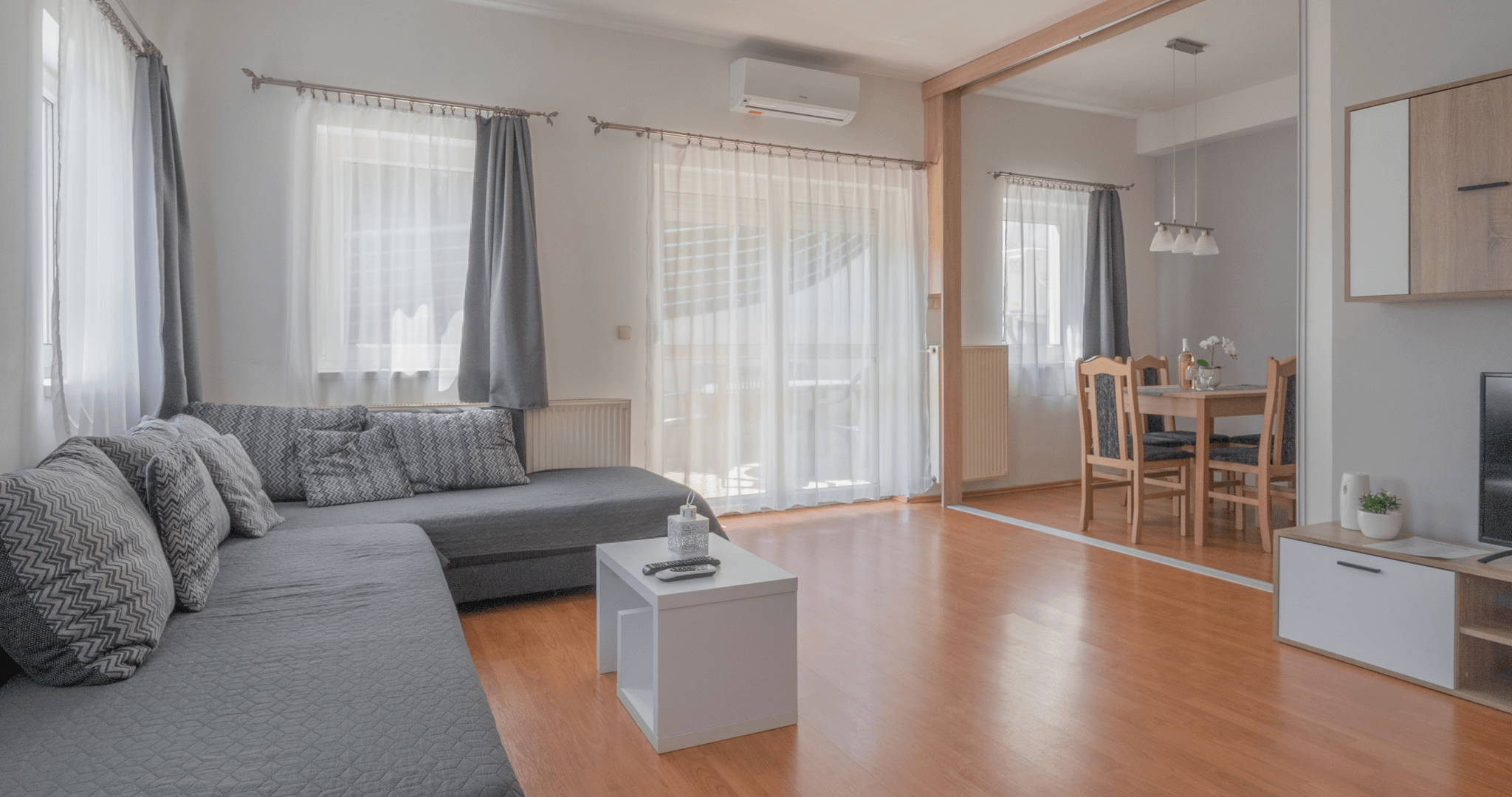 Silver Apartman - Nappali és étkező